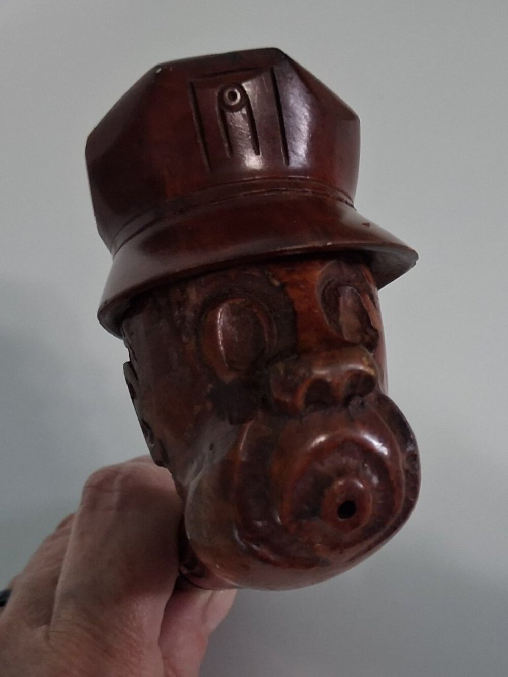 Antique rare "whistling man with cap" tobacco pipe, Very Unique, cap comes off